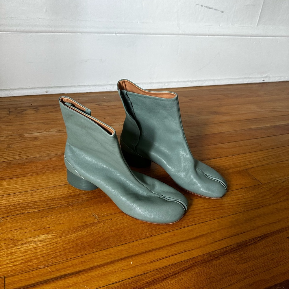 Maison Martin Margiela Tabi Ankle Boots Size 40